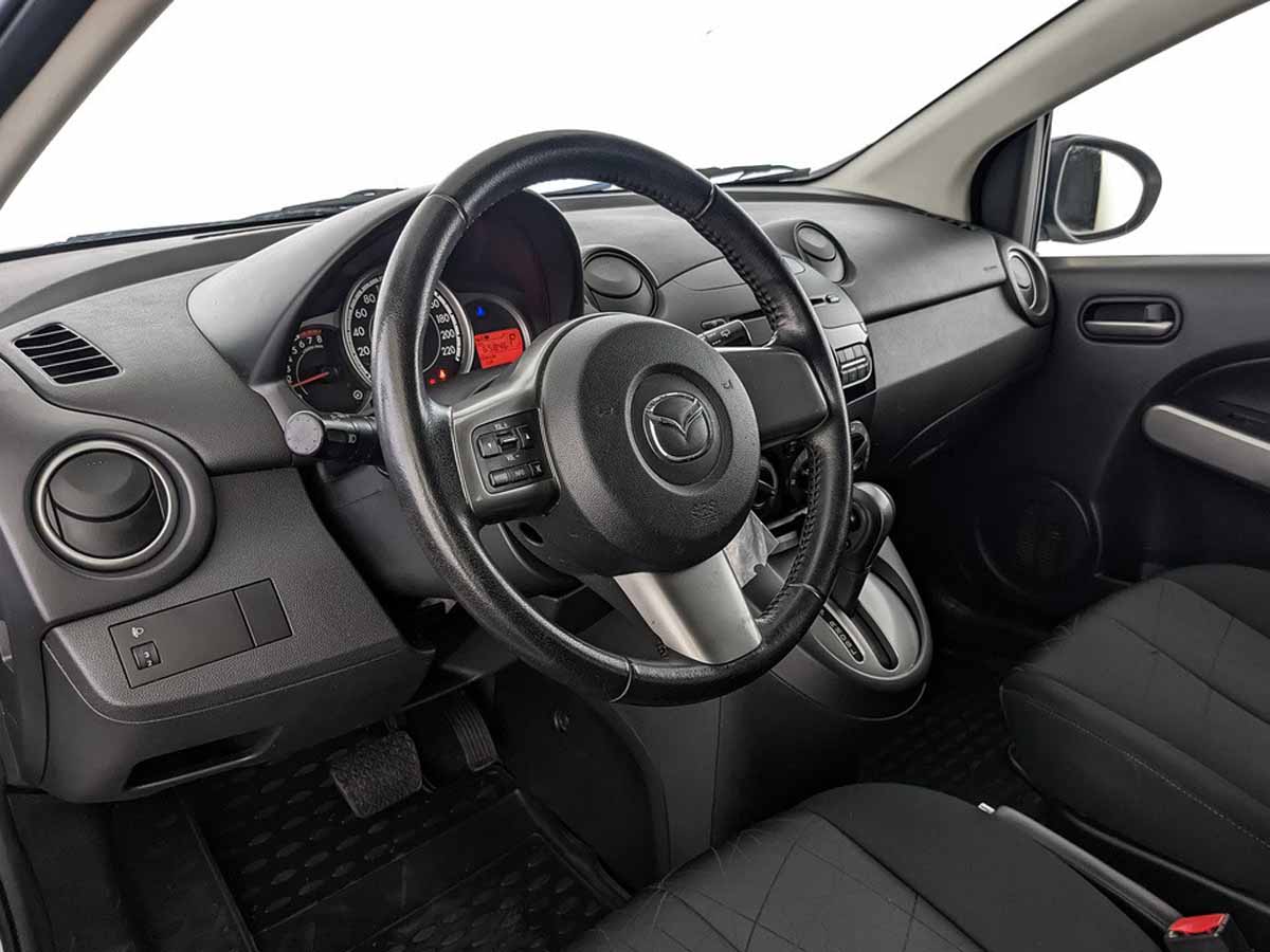 Mazda 2#8769