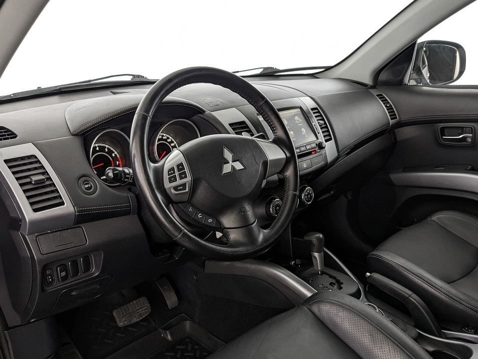 Mitsubishi Outlander#10232