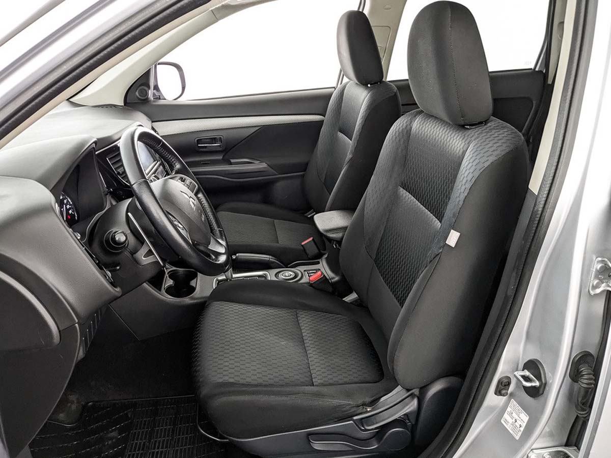 Mitsubishi Outlander#10242