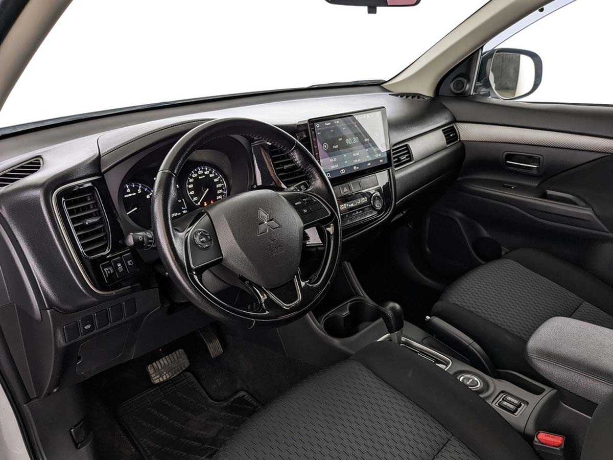 Mitsubishi Outlander#10262
