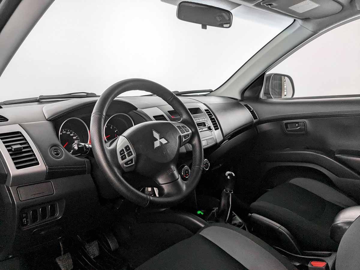 Mitsubishi Outlander#10311