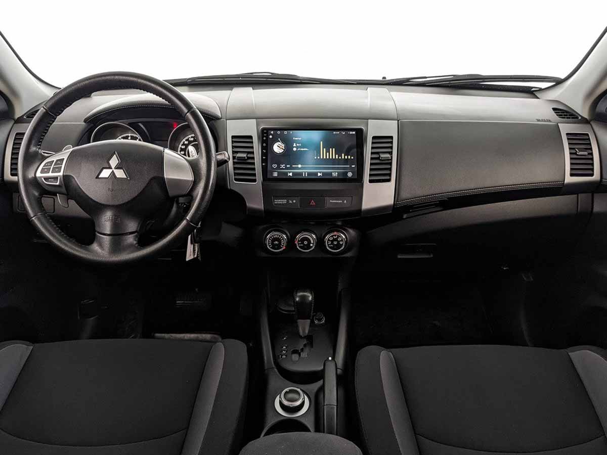 Mitsubishi Outlander#10320