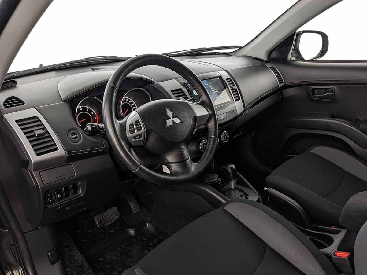 Mitsubishi Outlander#10321