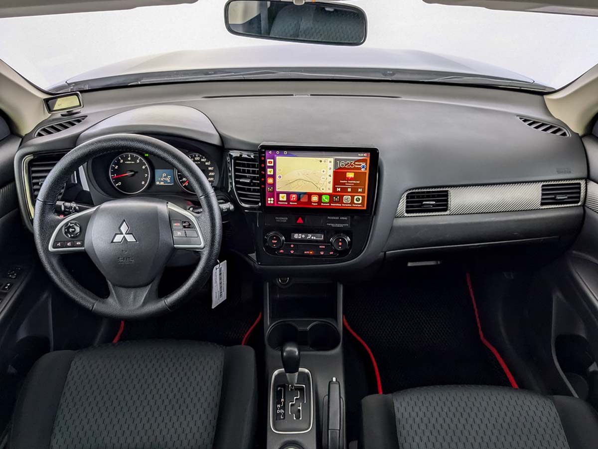 Mitsubishi Outlander#10401