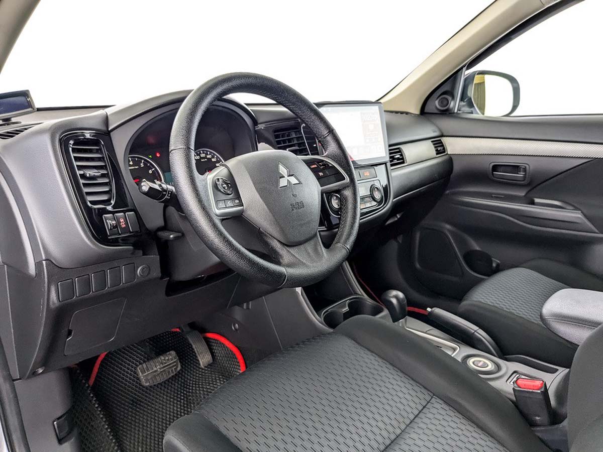 Mitsubishi Outlander#10402
