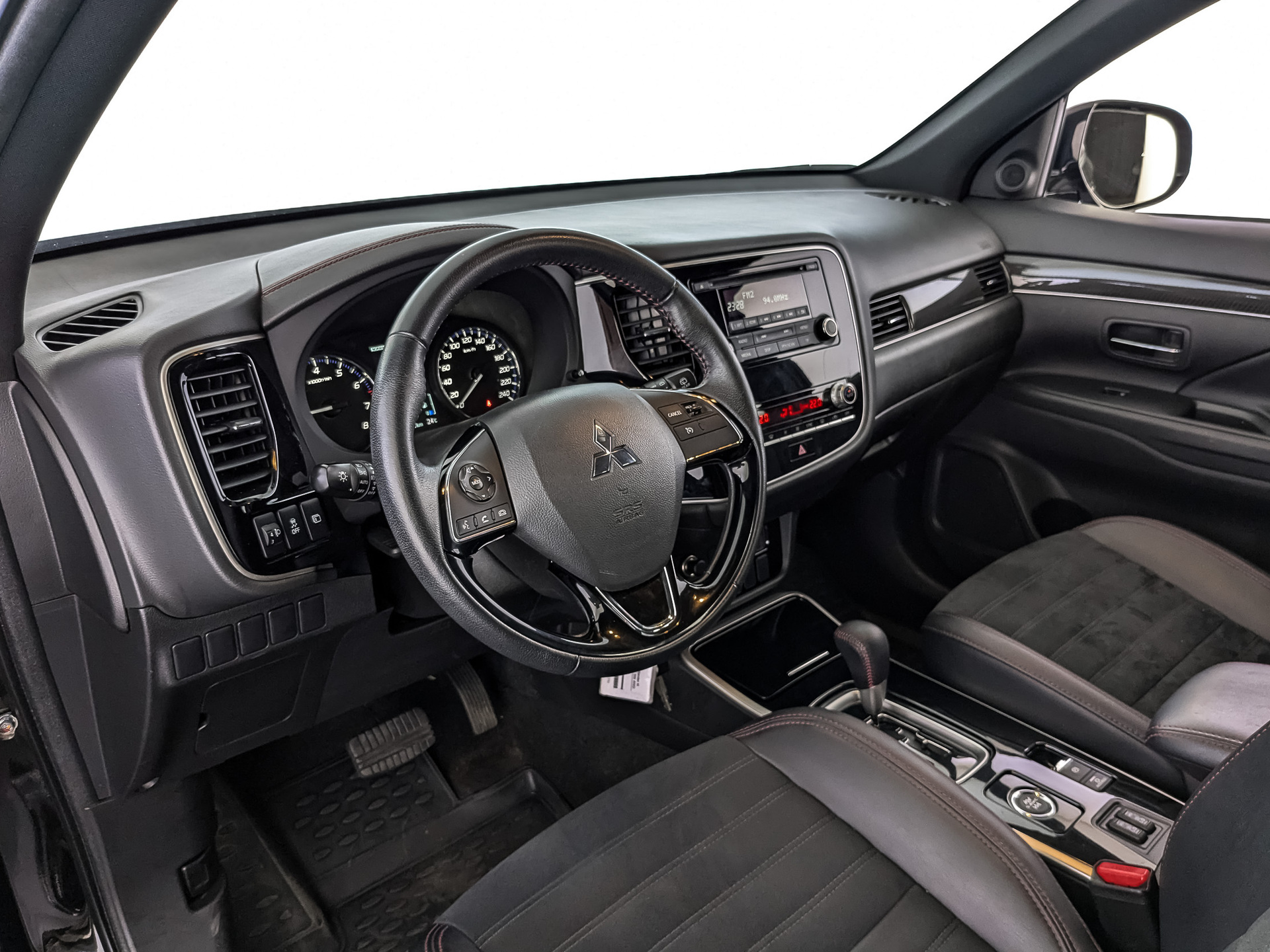 Mitsubishi Outlander#71289