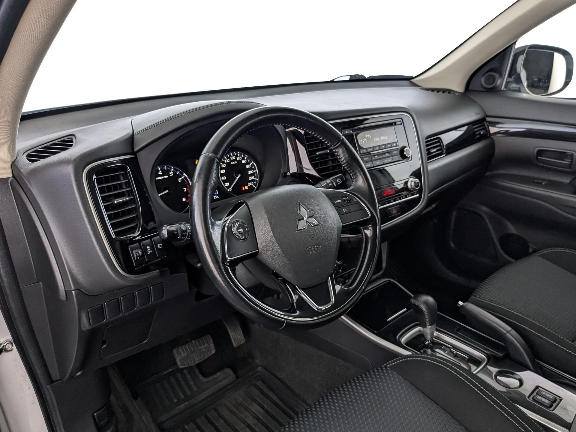 Mitsubishi Outlander#85148