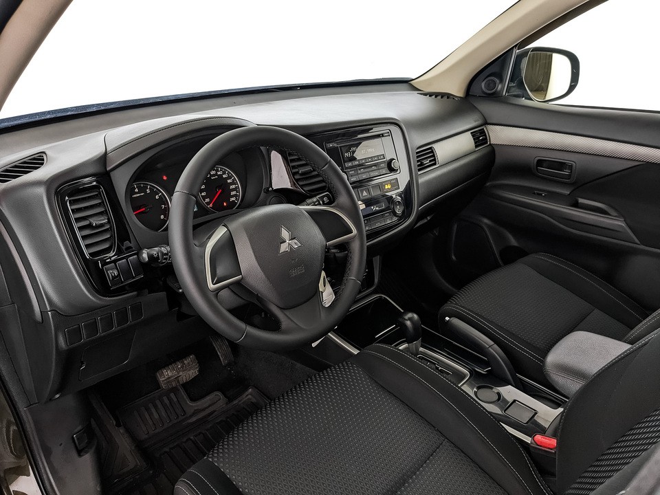 Mitsubishi Outlander#10076