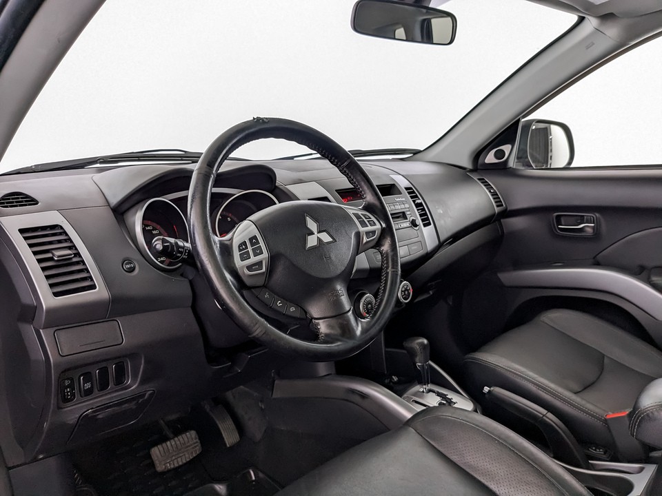 Mitsubishi Outlander#10155