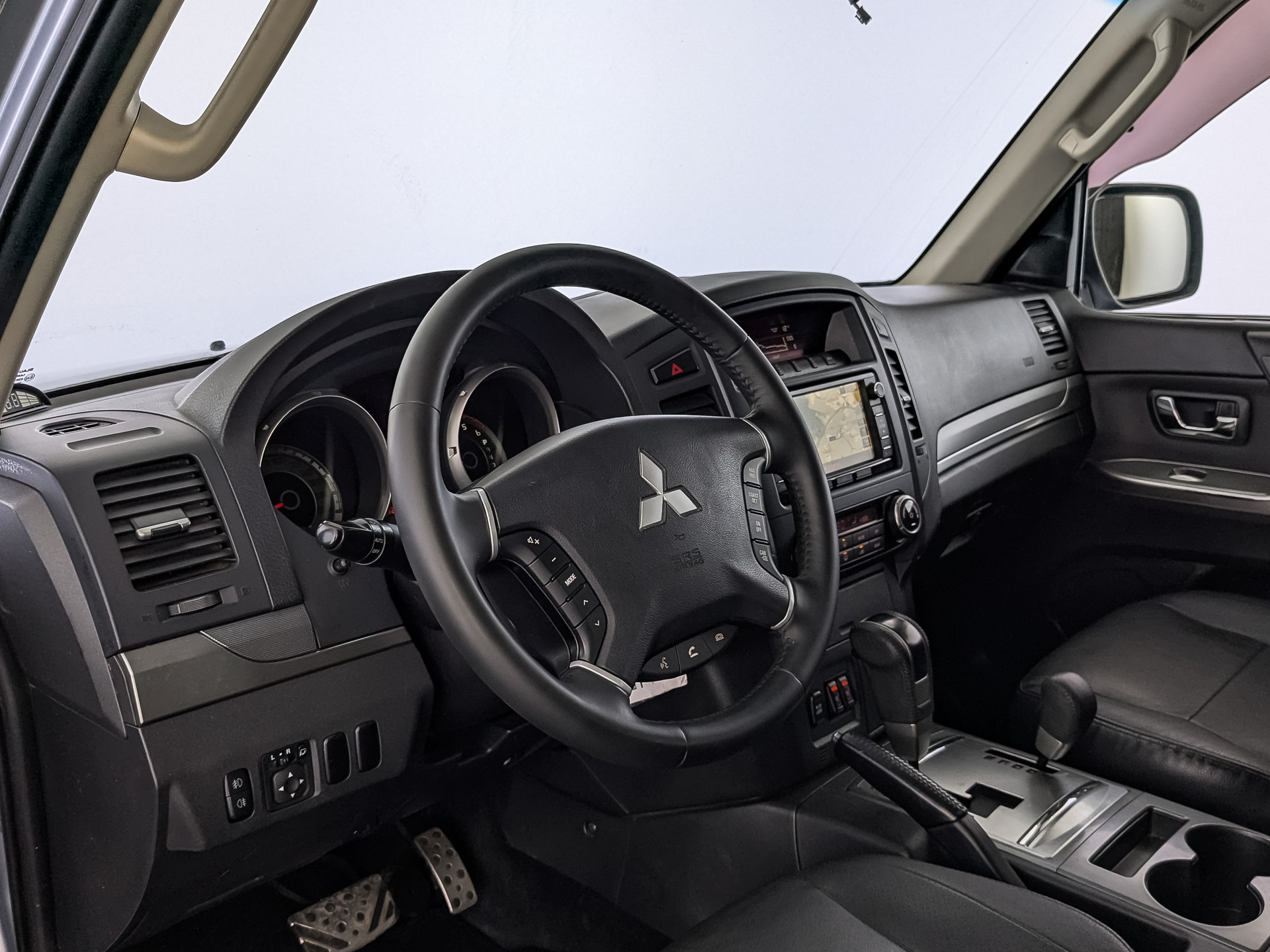 Mitsubishi Pajero#85246
