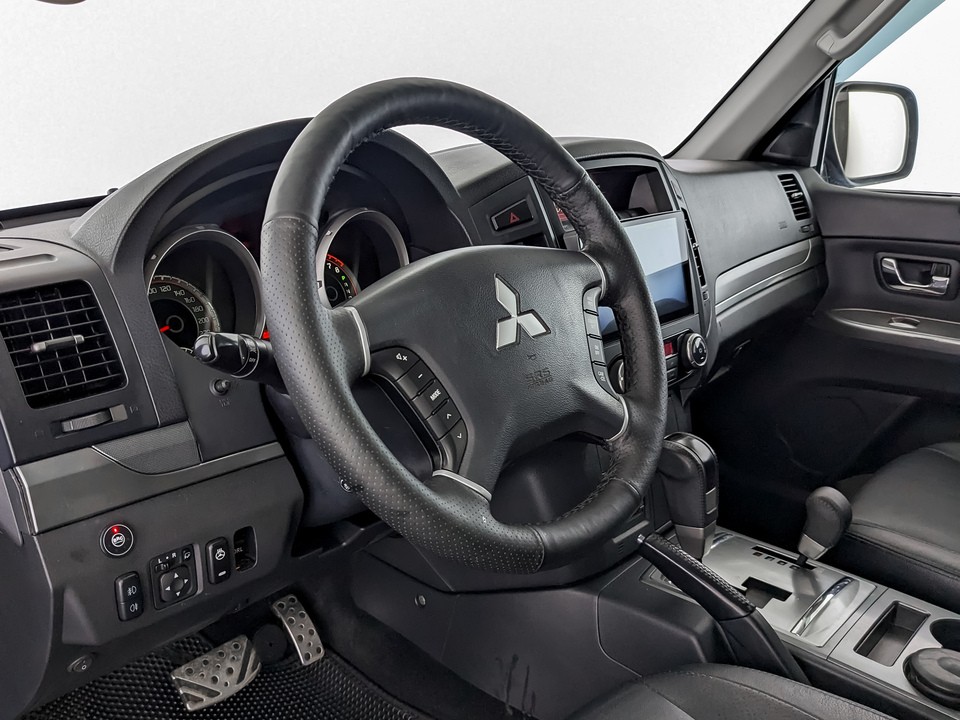 Mitsubishi Pajero#9928