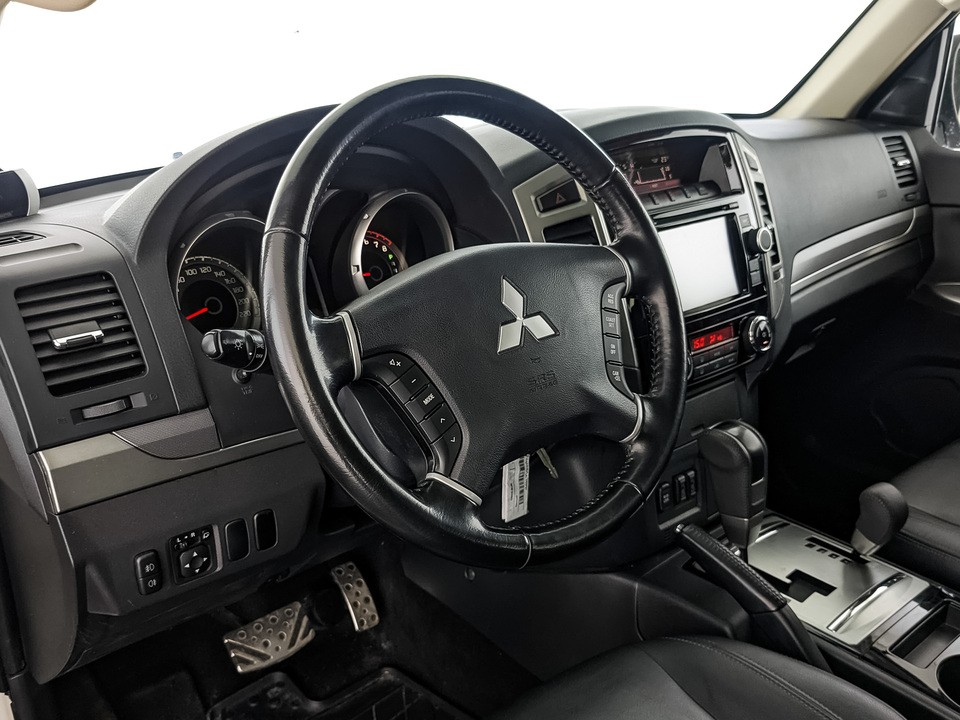 Mitsubishi Pajero#9938