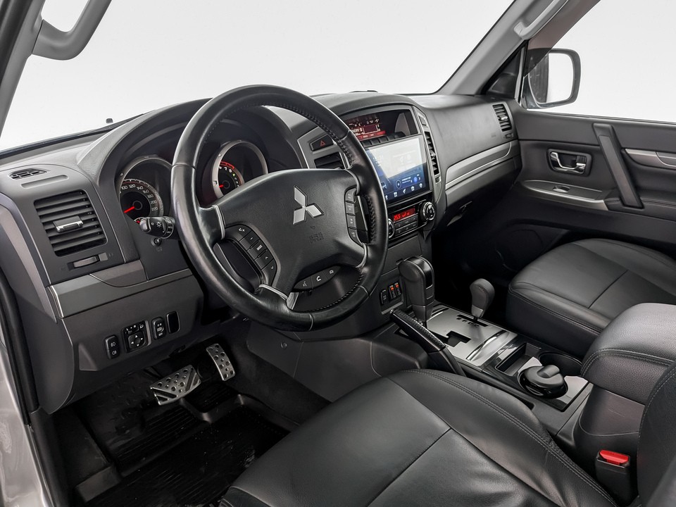 Mitsubishi Pajero#9948