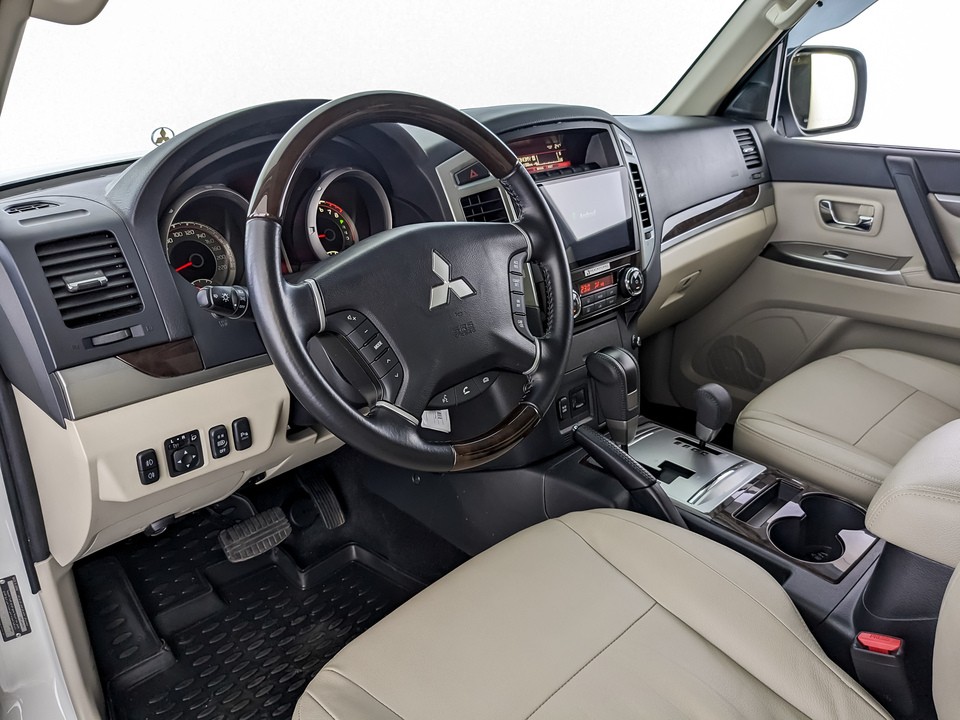 Mitsubishi Pajero#9958