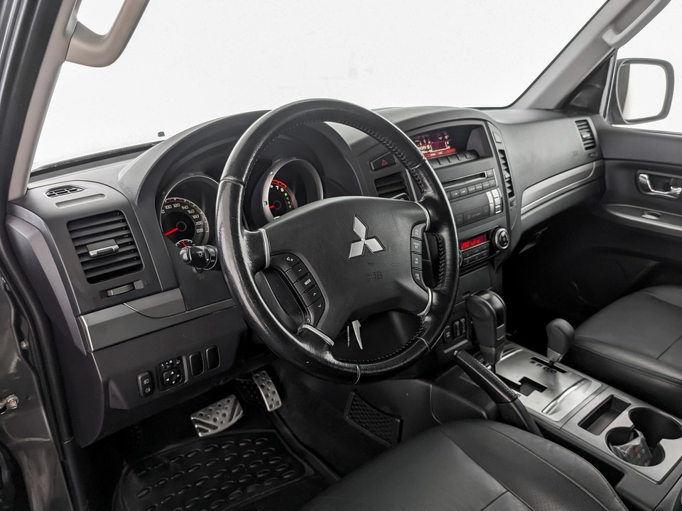 Mitsubishi Pajero#9968