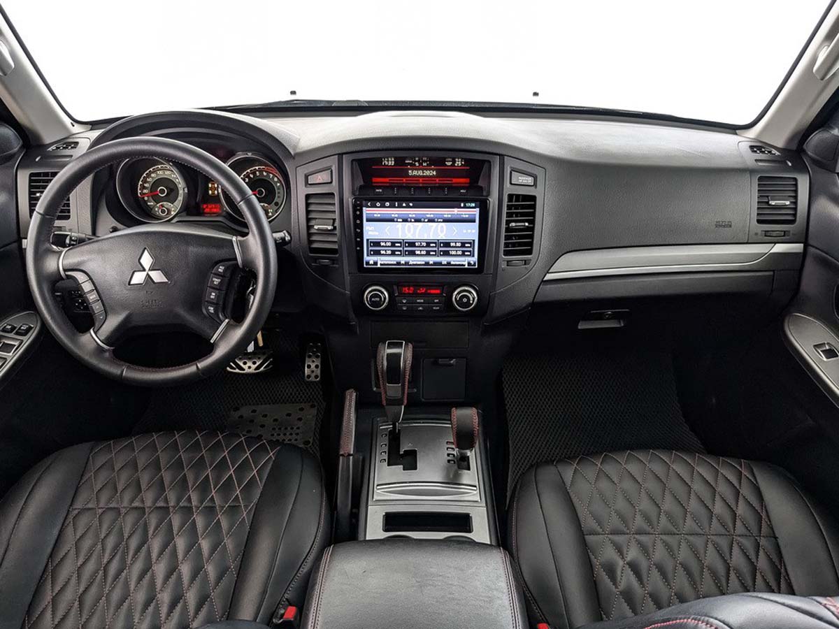 Mitsubishi Pajero#10027