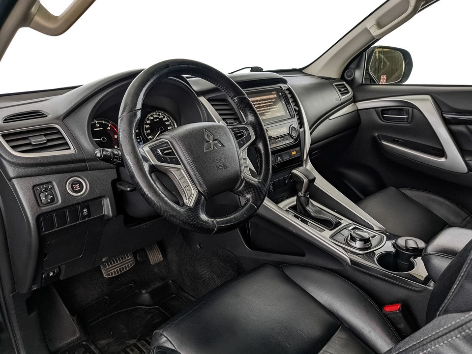 Mitsubishi Pajero Sport#9629