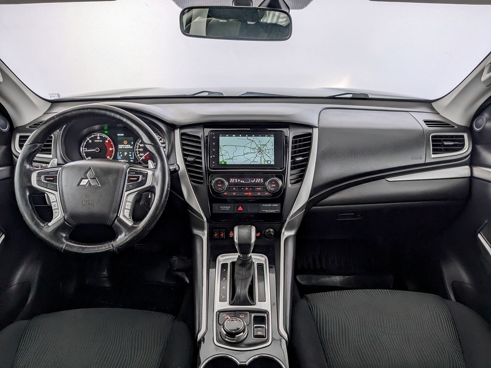 Mitsubishi Pajero Sport#9658