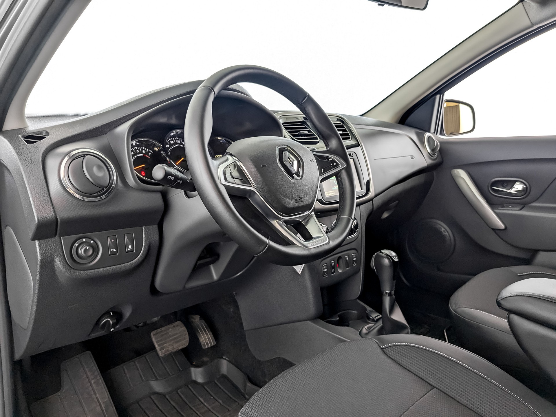 Renault Sandero#17138