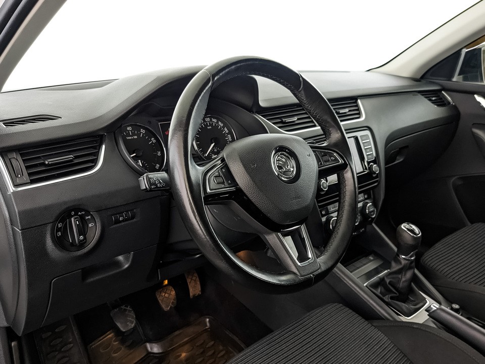 Skoda Octavia#14159
