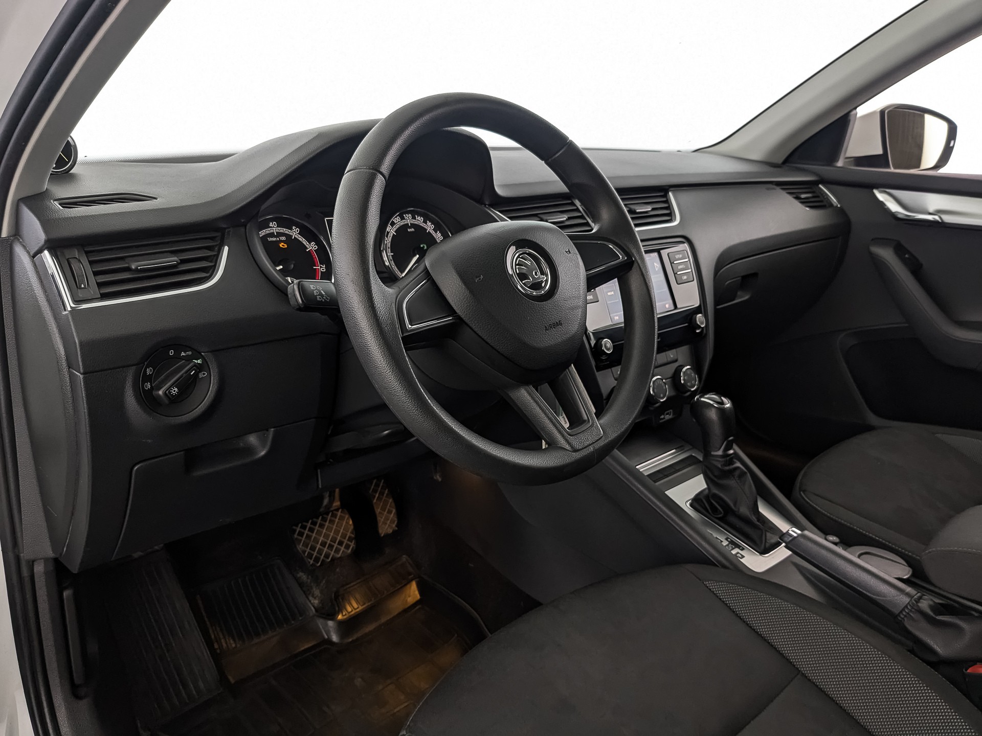 Skoda Octavia#32767