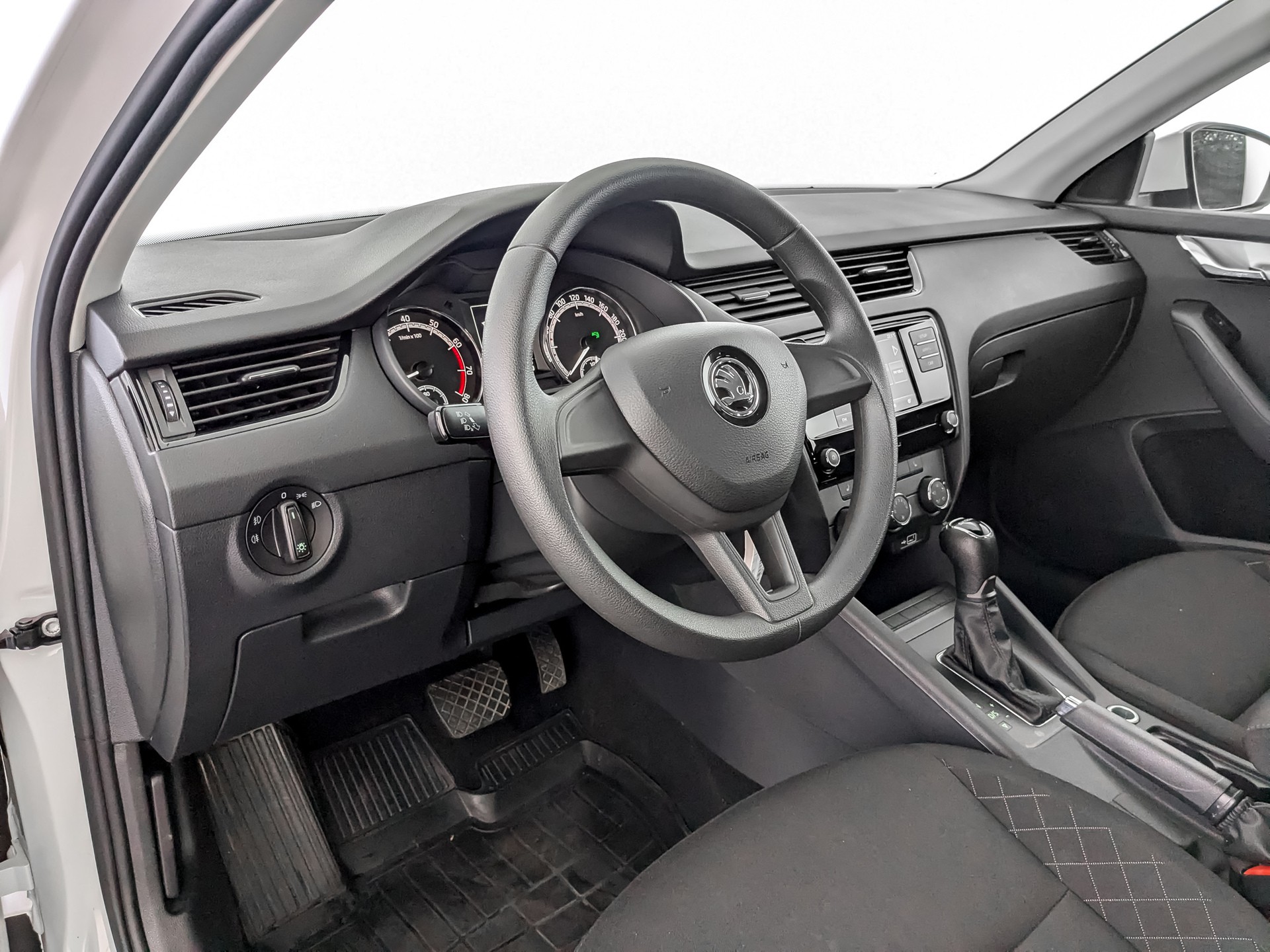 Skoda Octavia#32912
