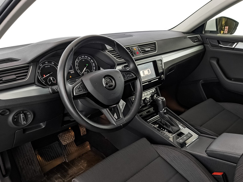 Skoda Superb#13023