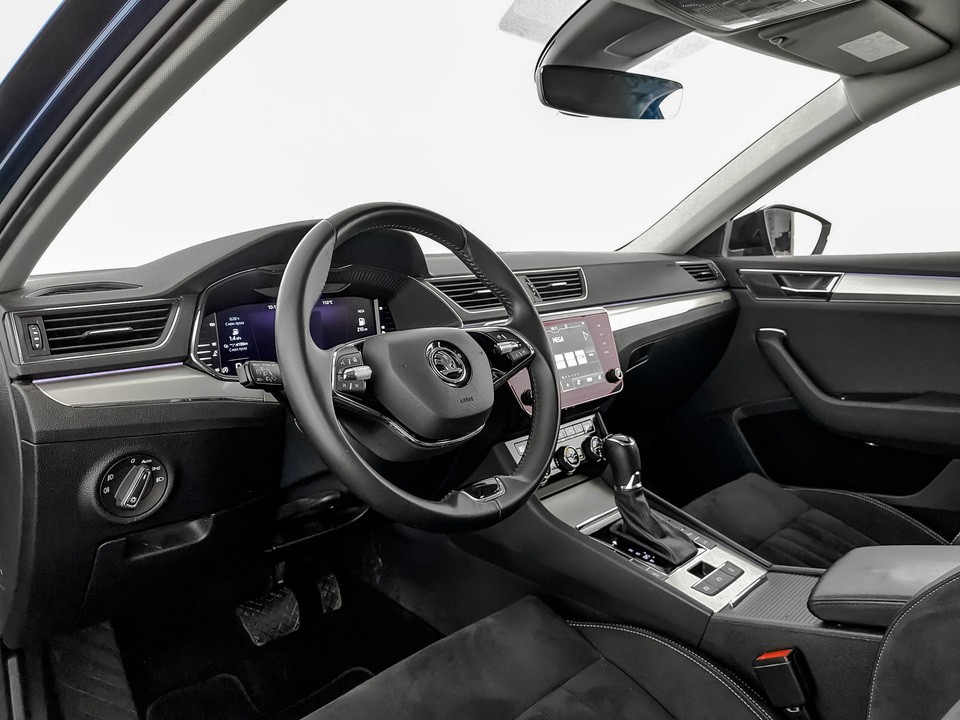 Skoda Superb#13043
