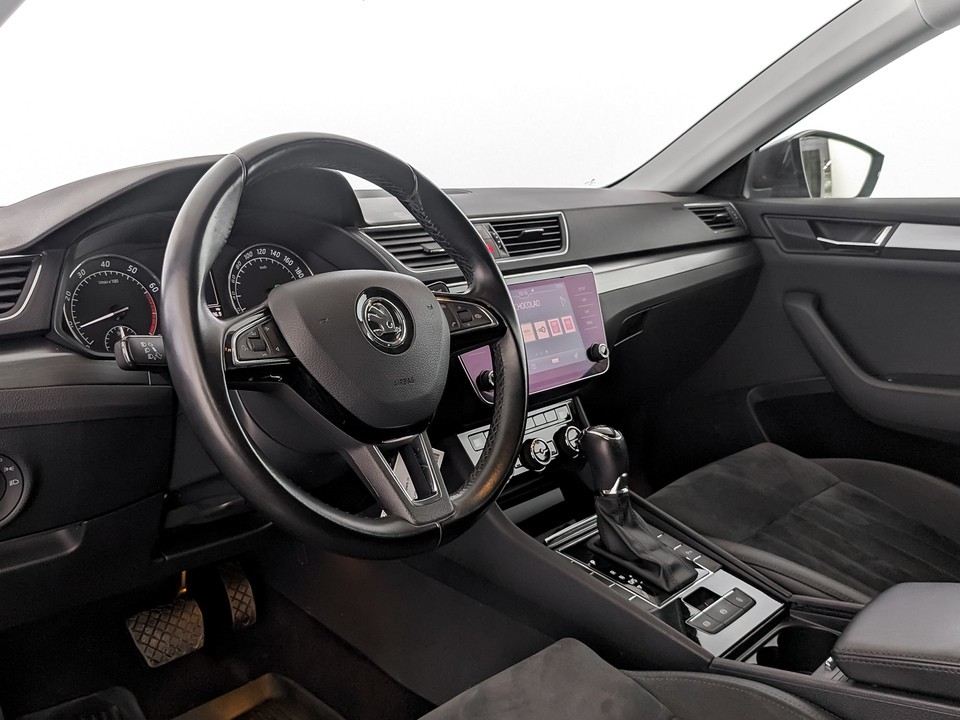 Skoda Superb#13101