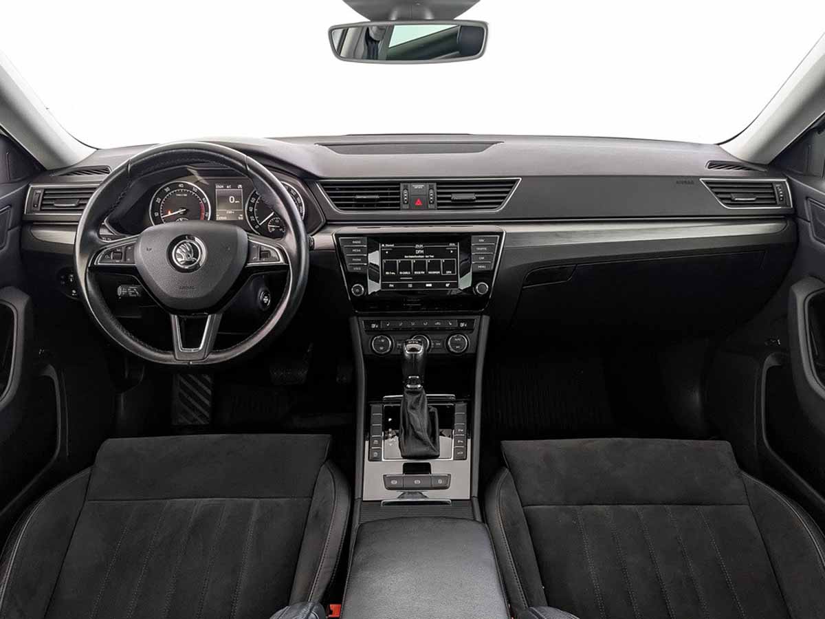 Skoda Superb#13189