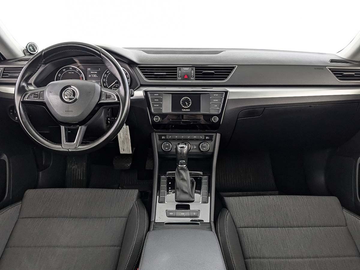Skoda Superb#13199