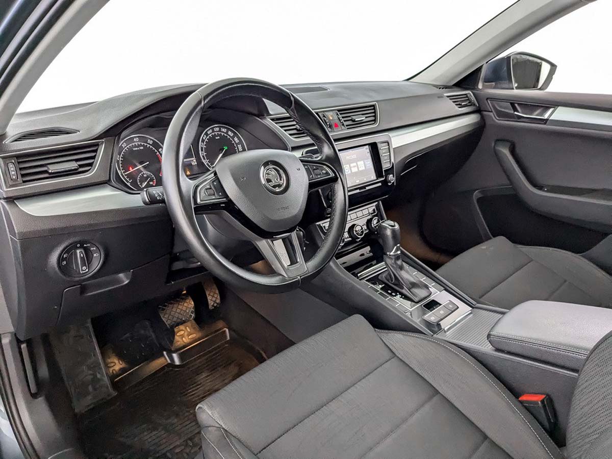 Skoda Superb#13230