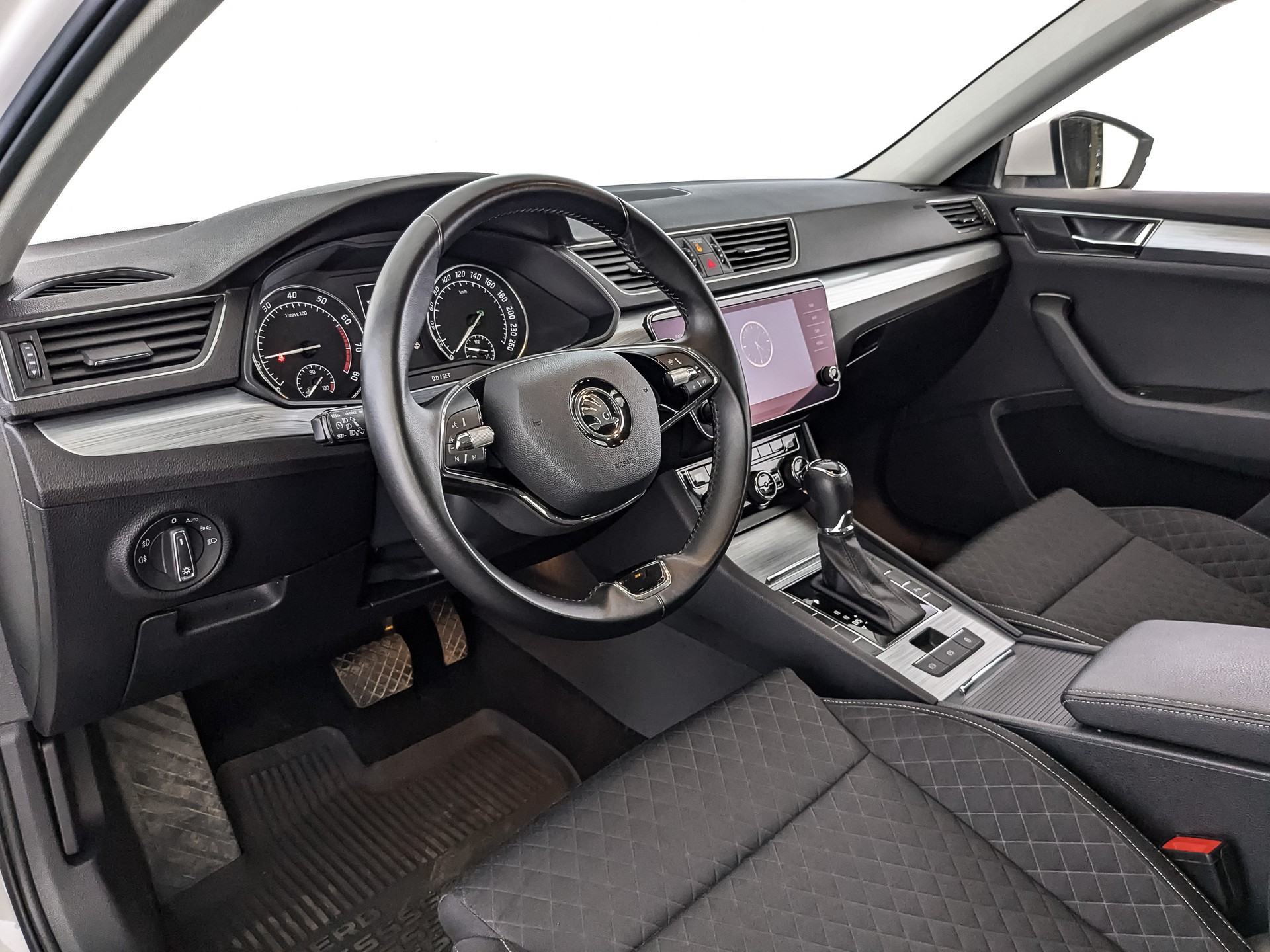 Skoda Superb#32406
