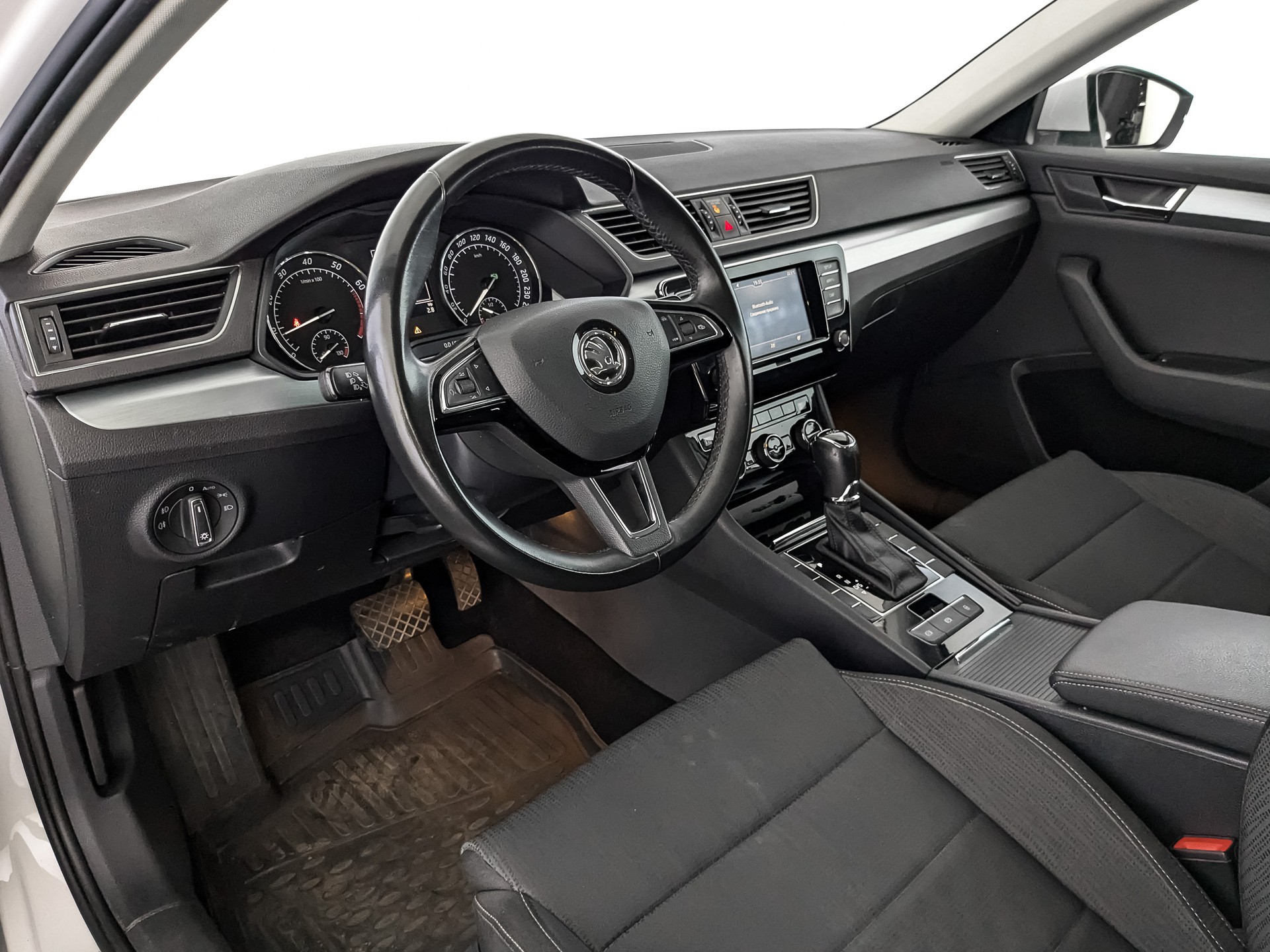 Skoda Superb#32436
