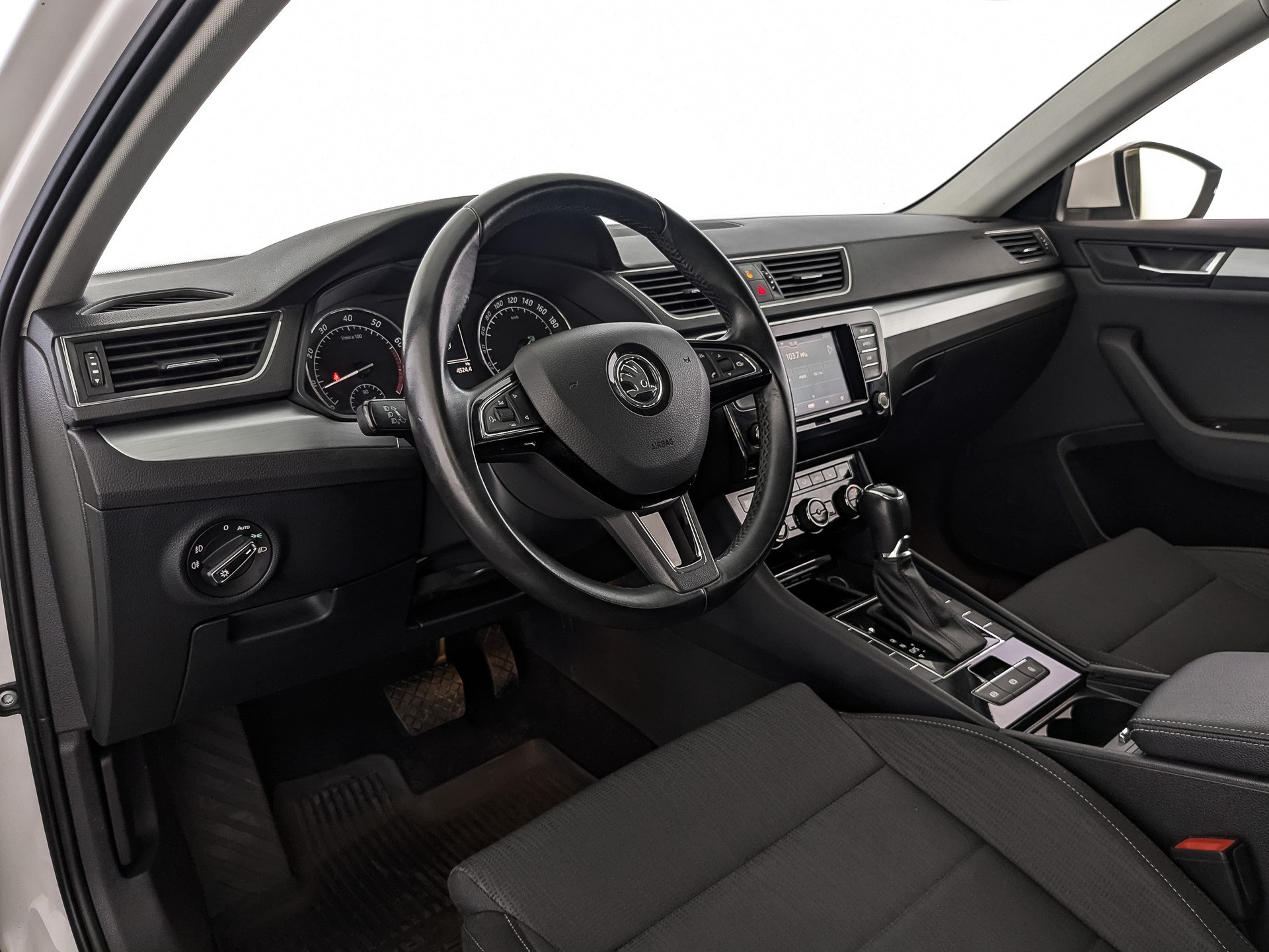 Skoda Superb#32863