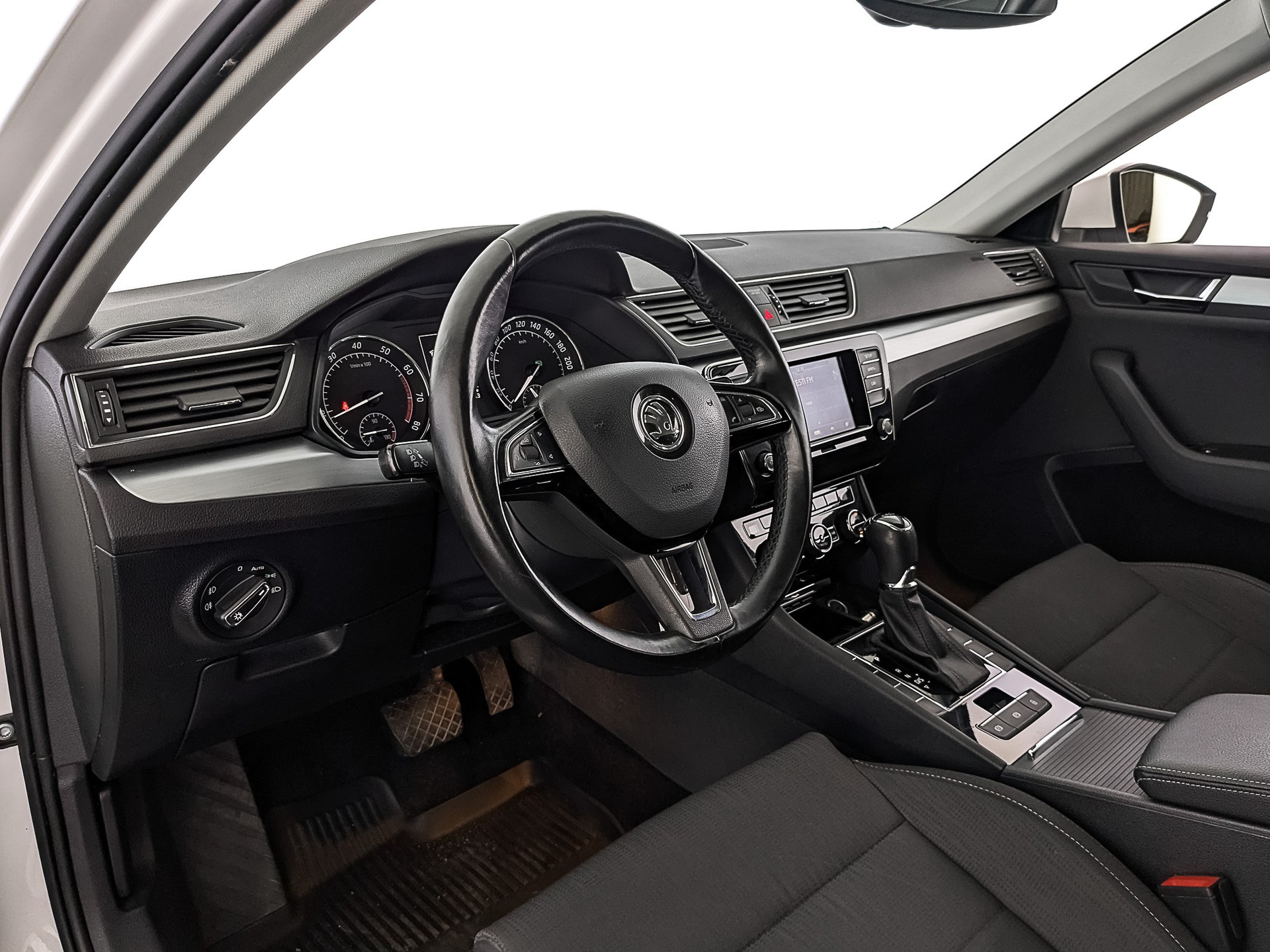 Skoda Superb#32872