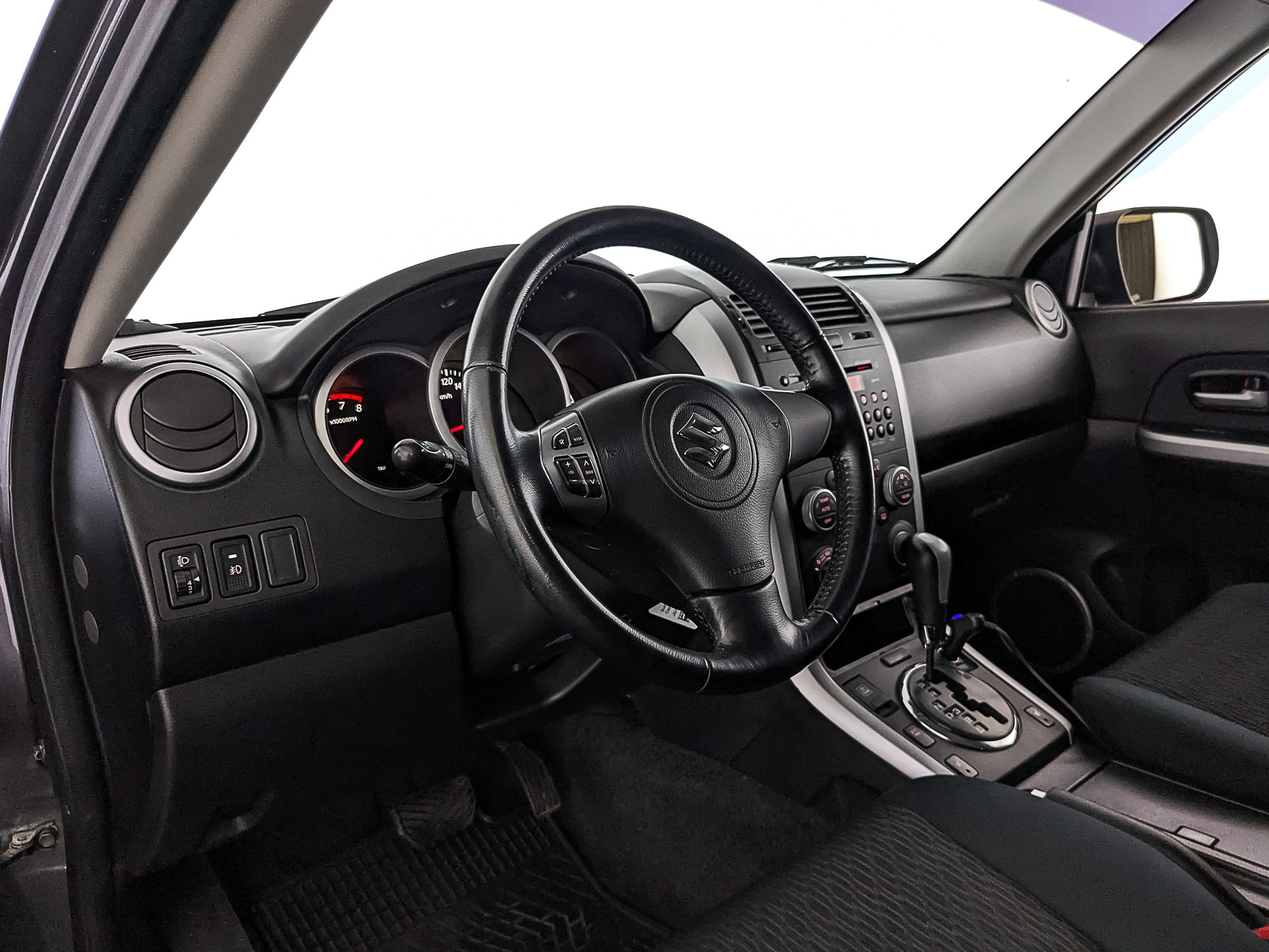 Suzuki Grand Vitara#69872