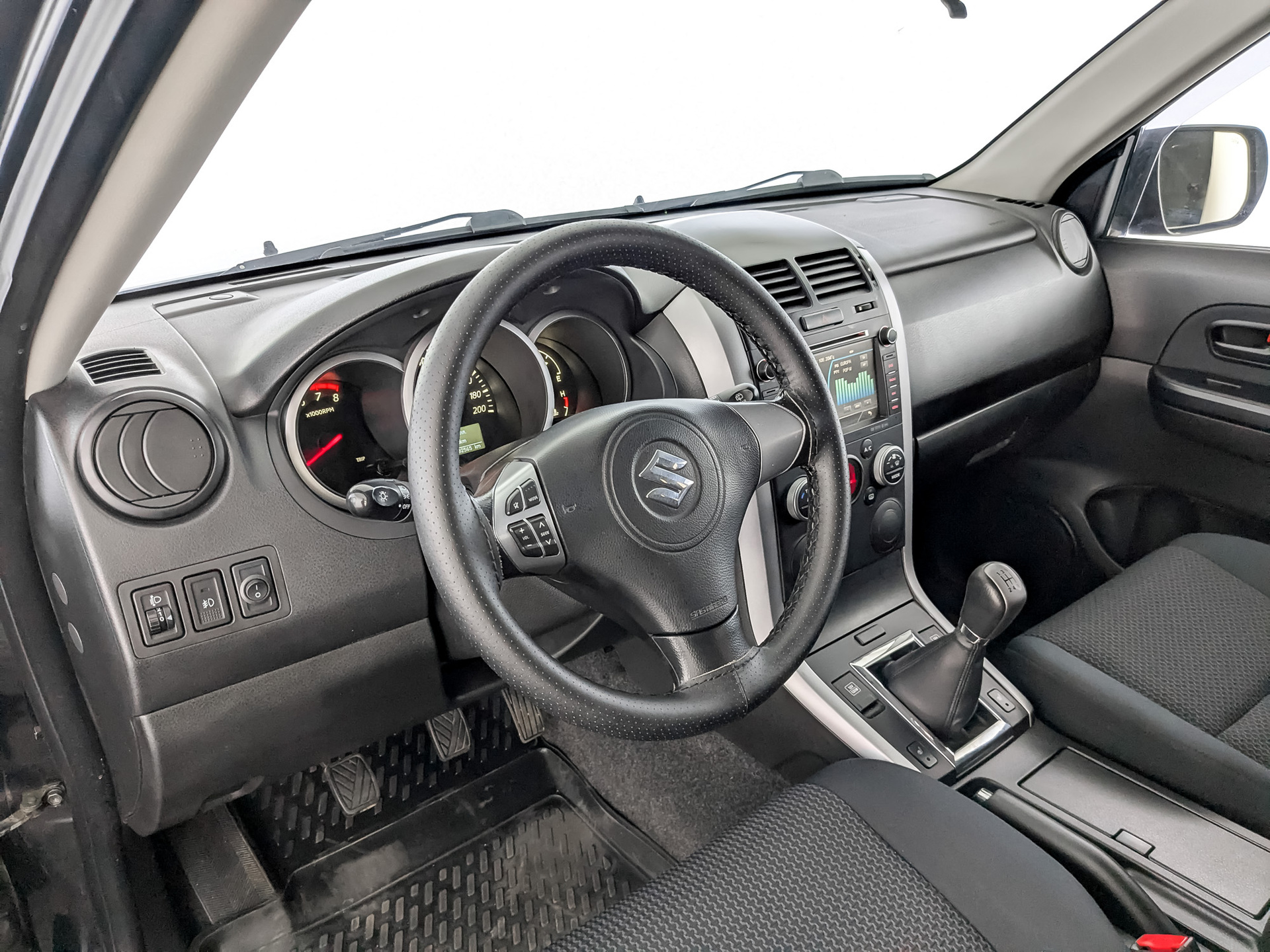 Suzuki Grand Vitara#85881