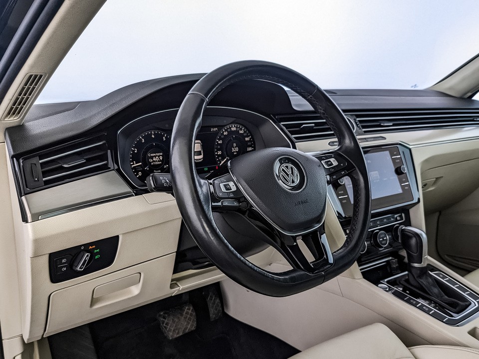 Volkswagen Passat#10733