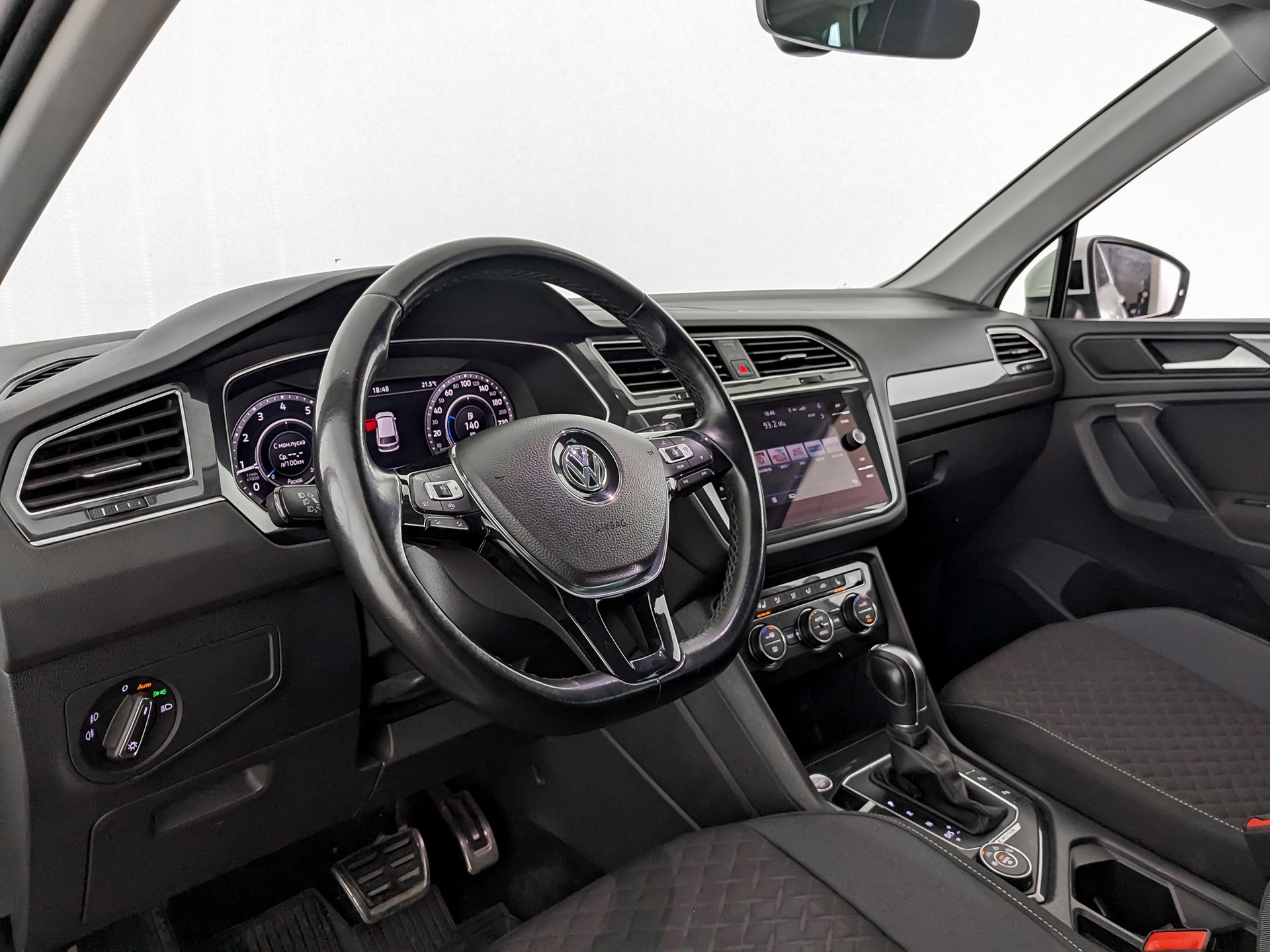 Volkswagen Tiguan#15788
