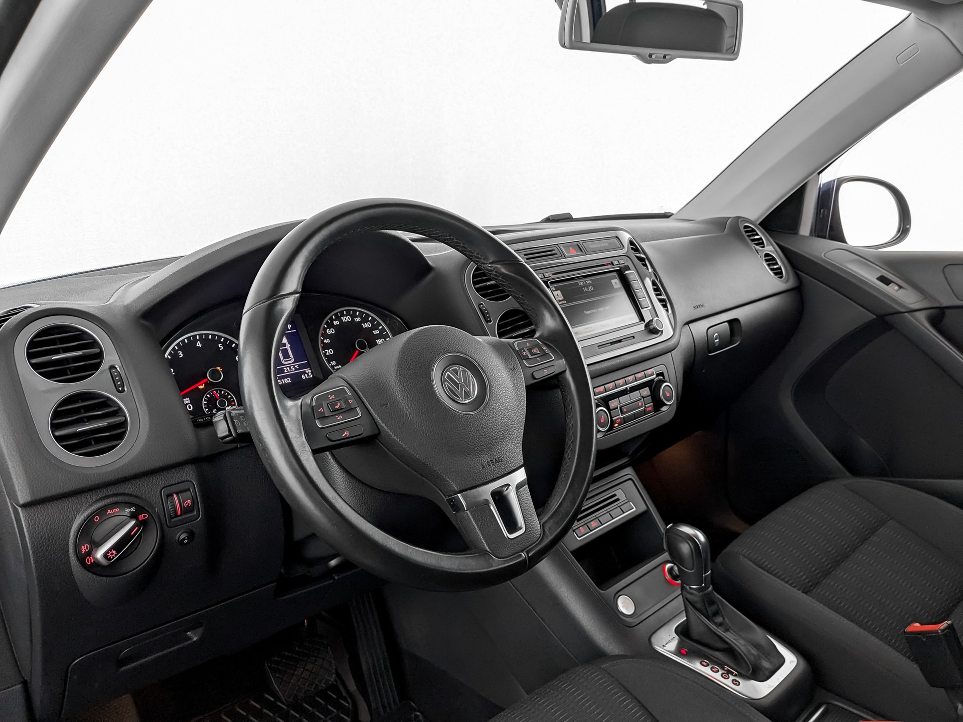 Volkswagen Tiguan#15976