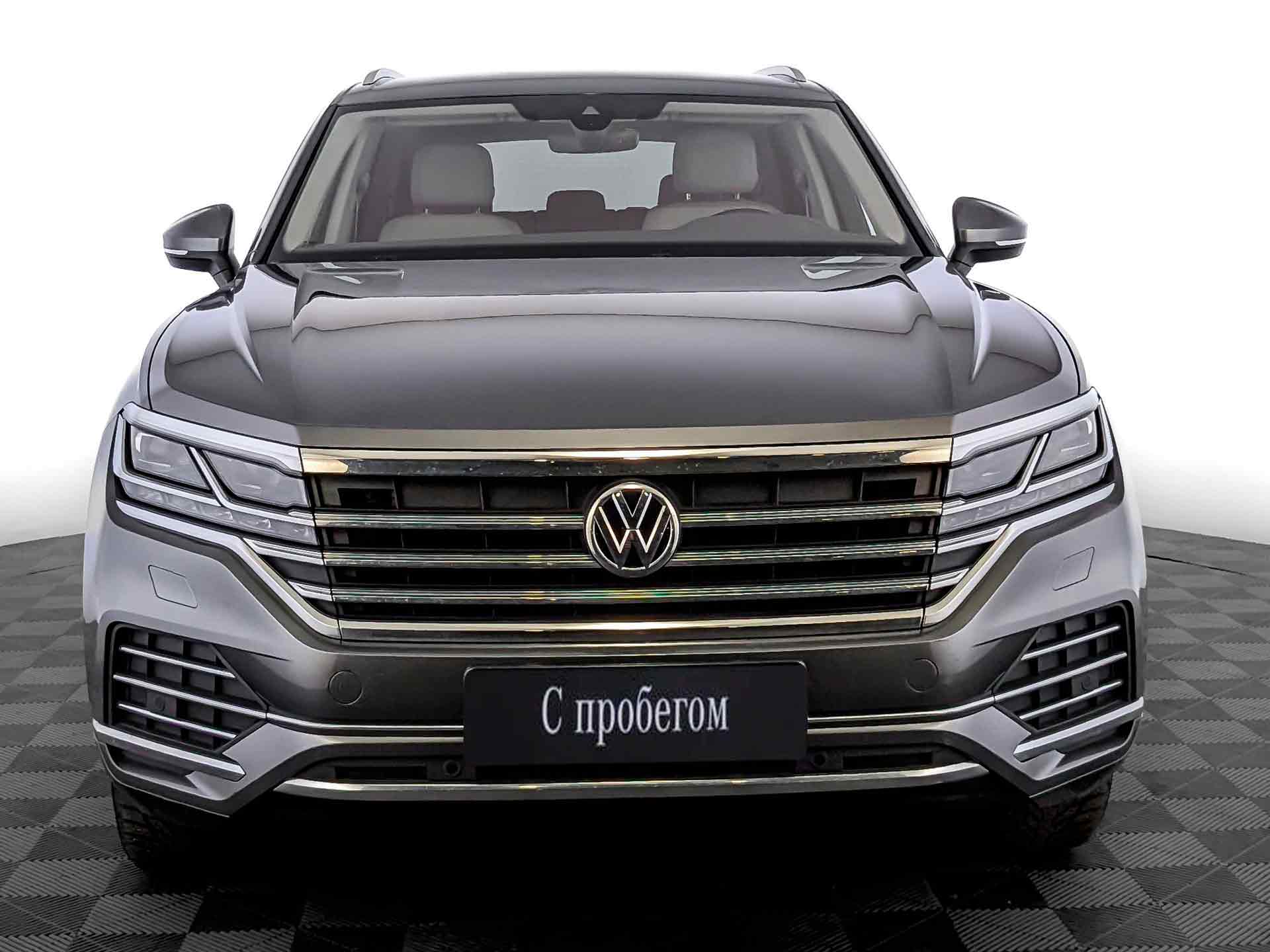 Volkswagen Touareg#16232