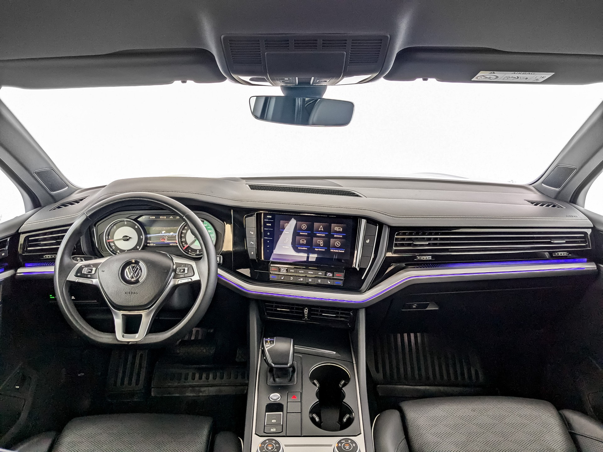 Volkswagen Touareg#16241