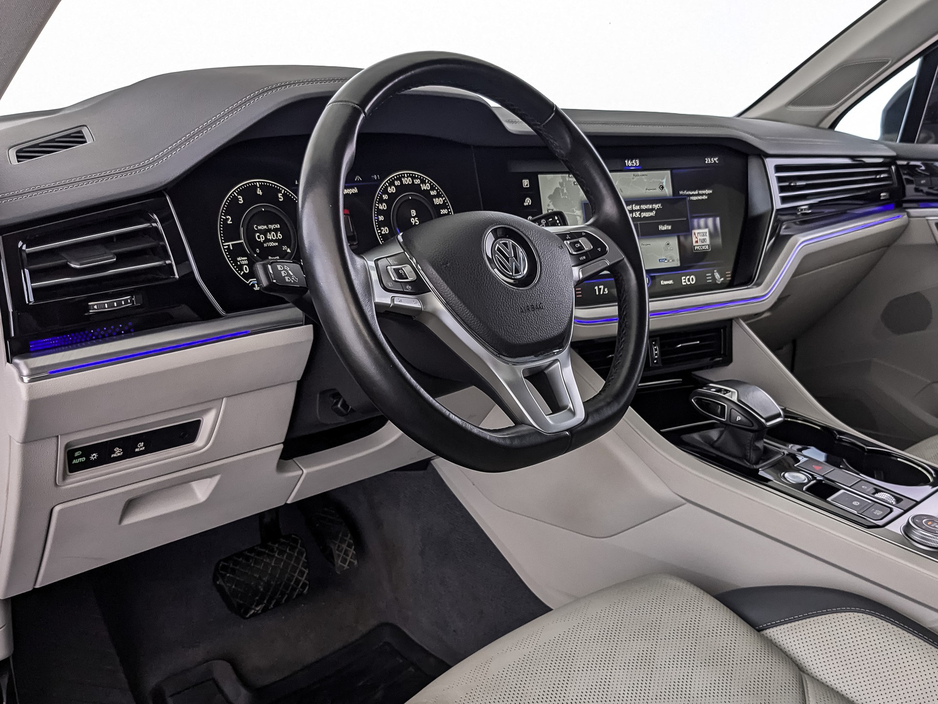 Volkswagen Touareg#16254