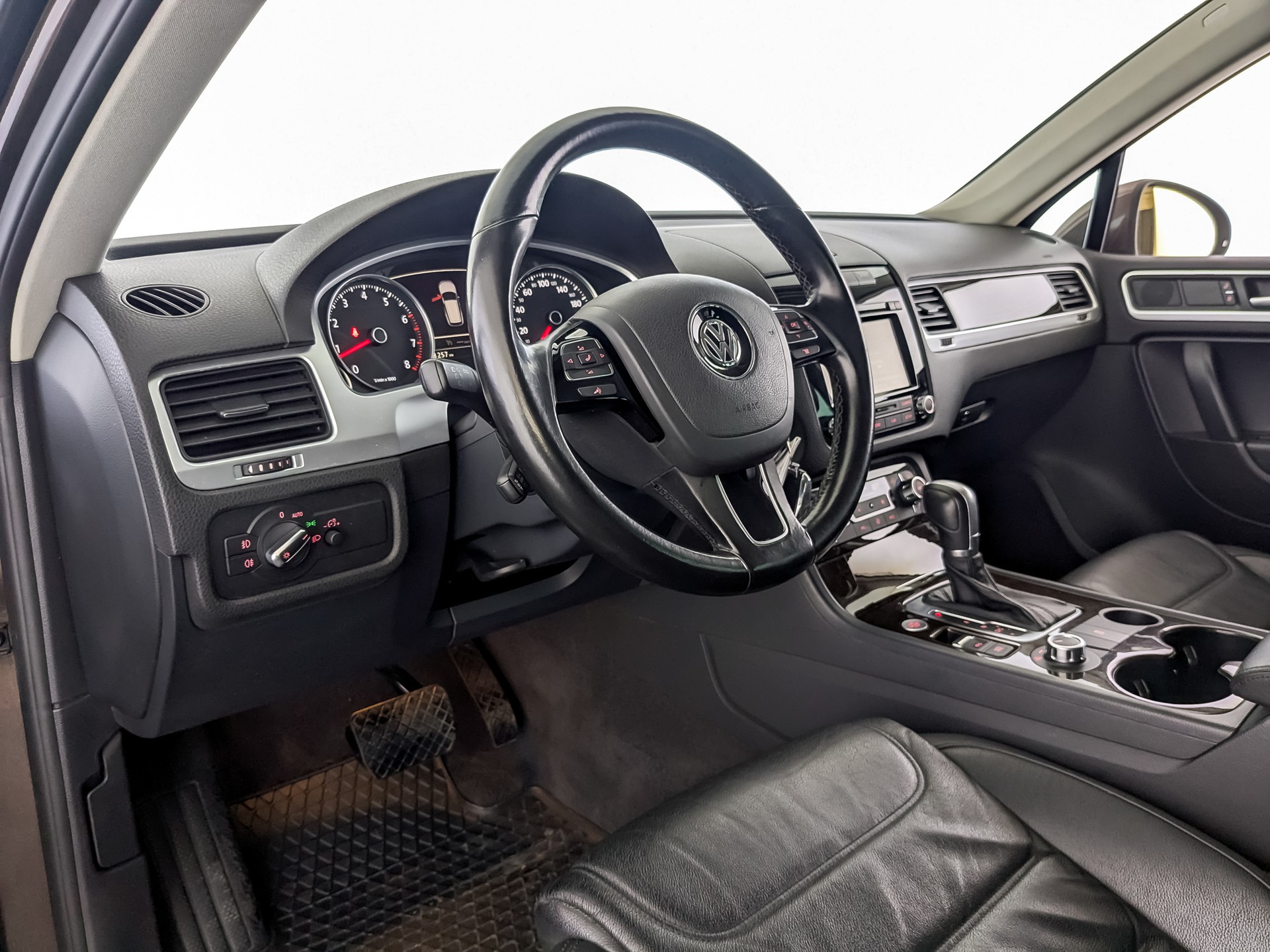 Volkswagen Touareg#29027