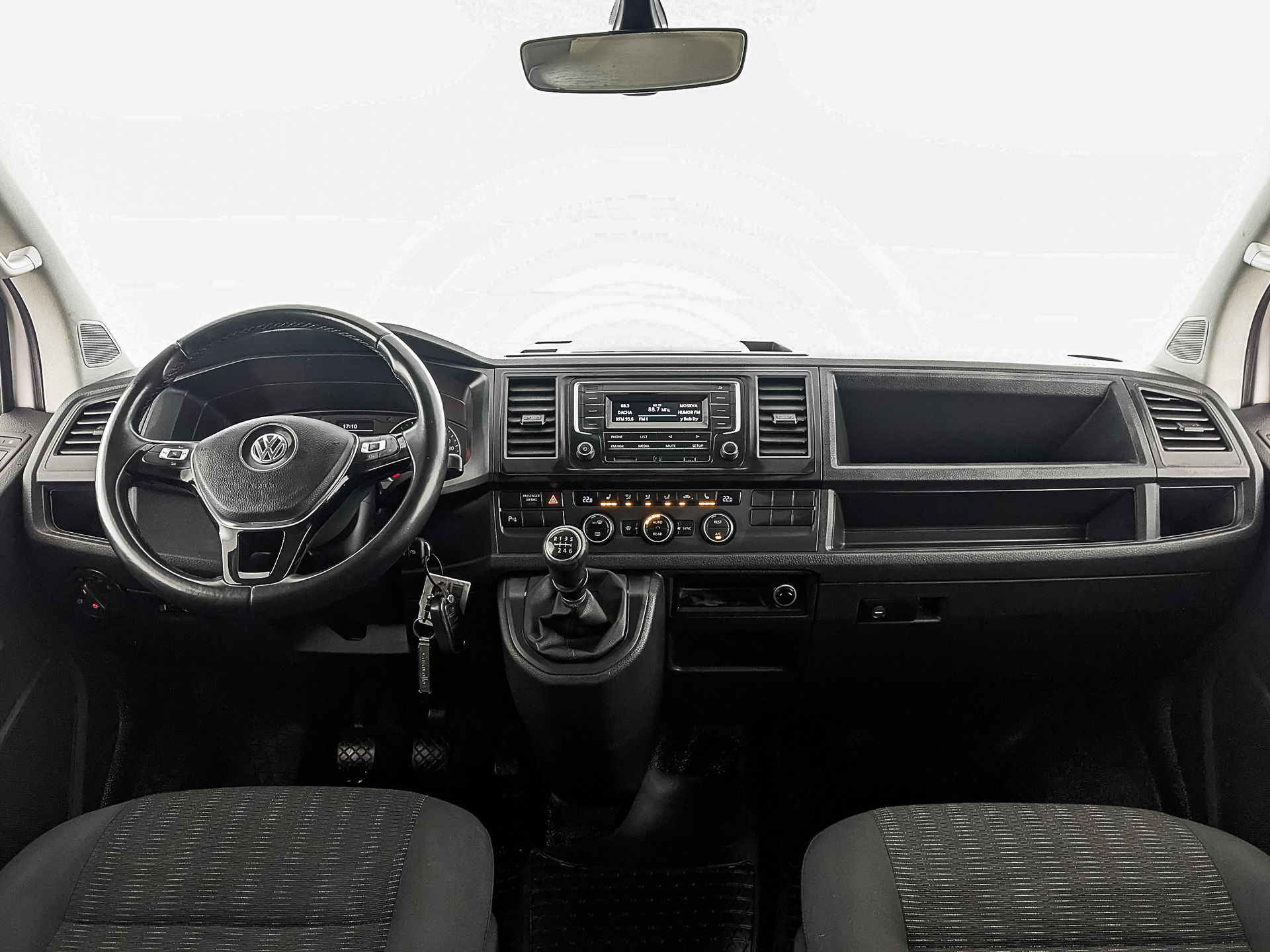 Volkswagen Caravelle#65754