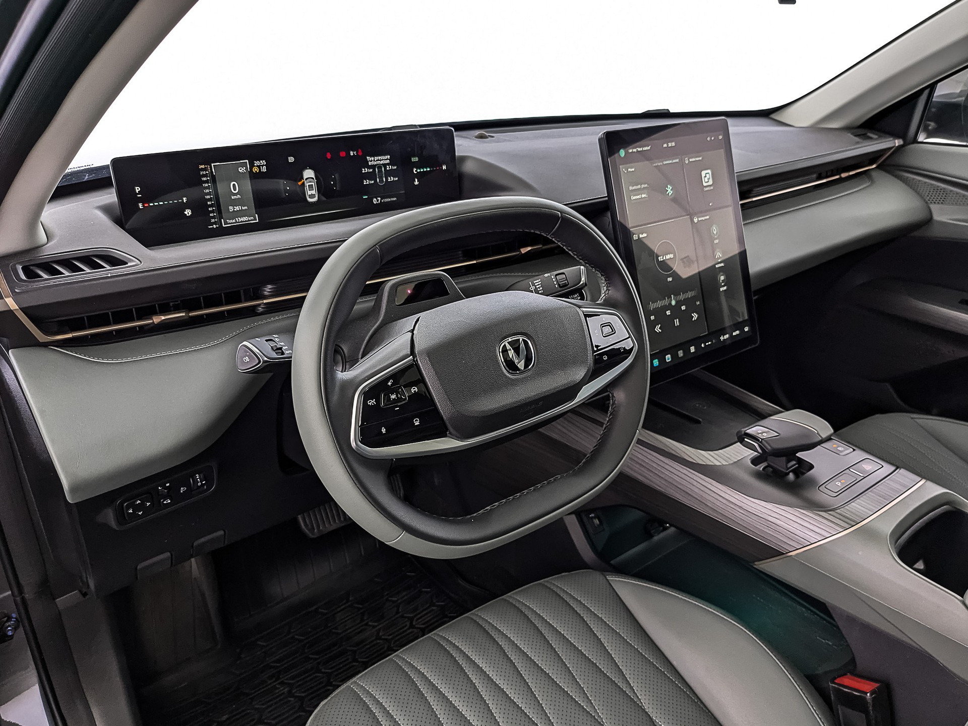 Changan Lamore#24082