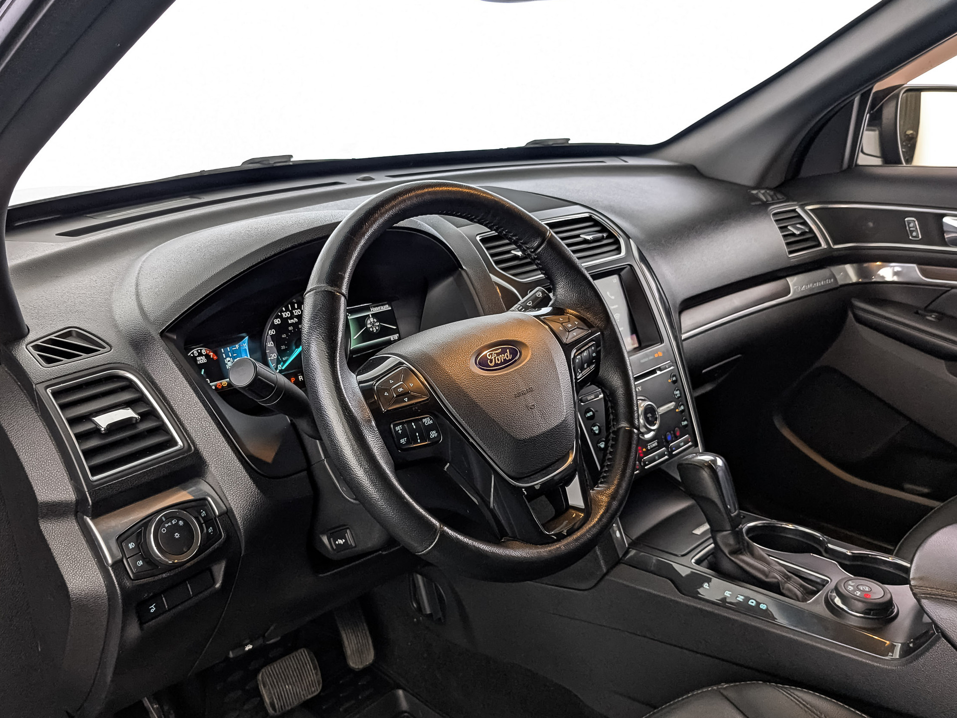 Ford Explorer#78944
