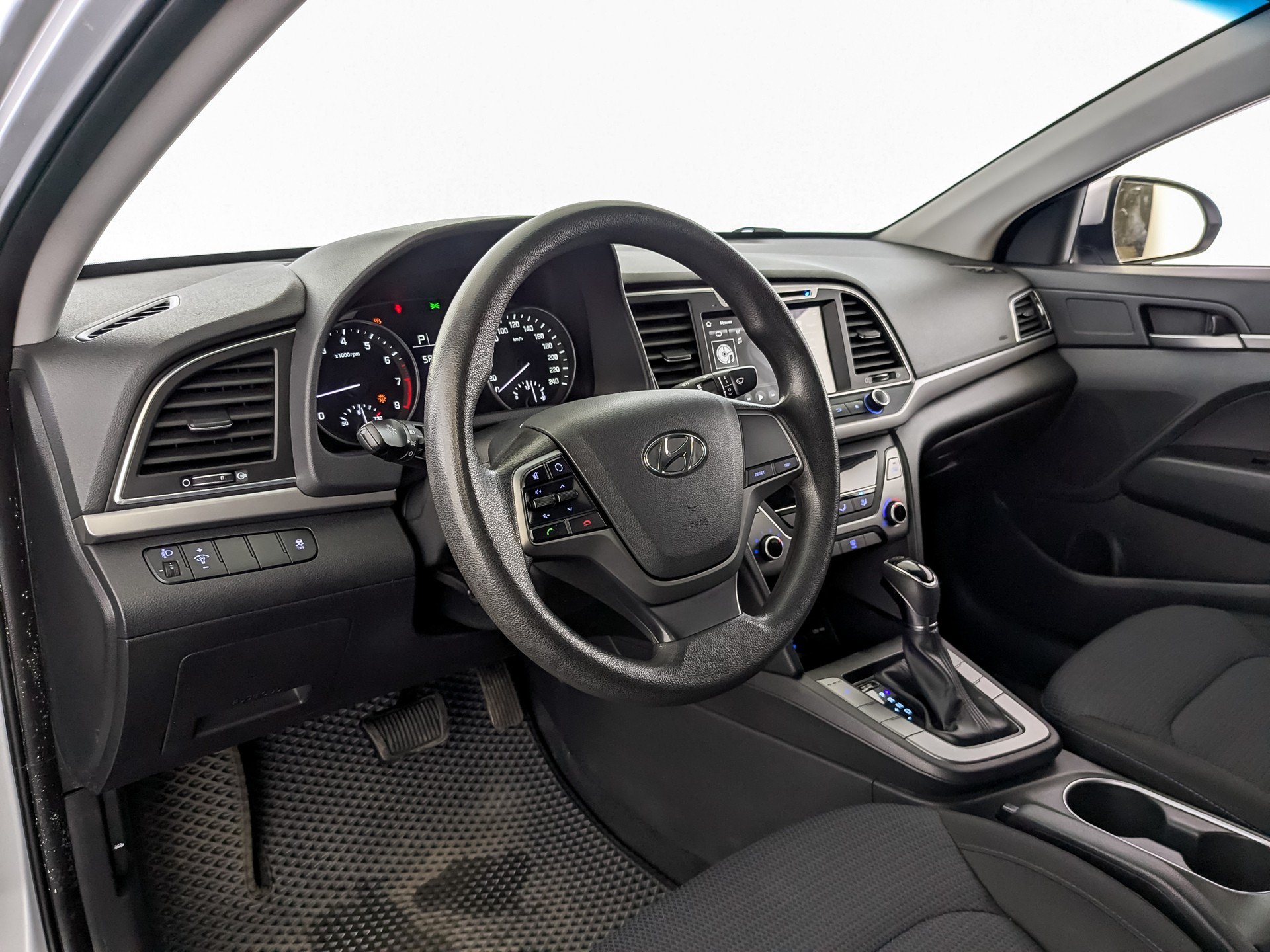 Hyundai Elantra#28458