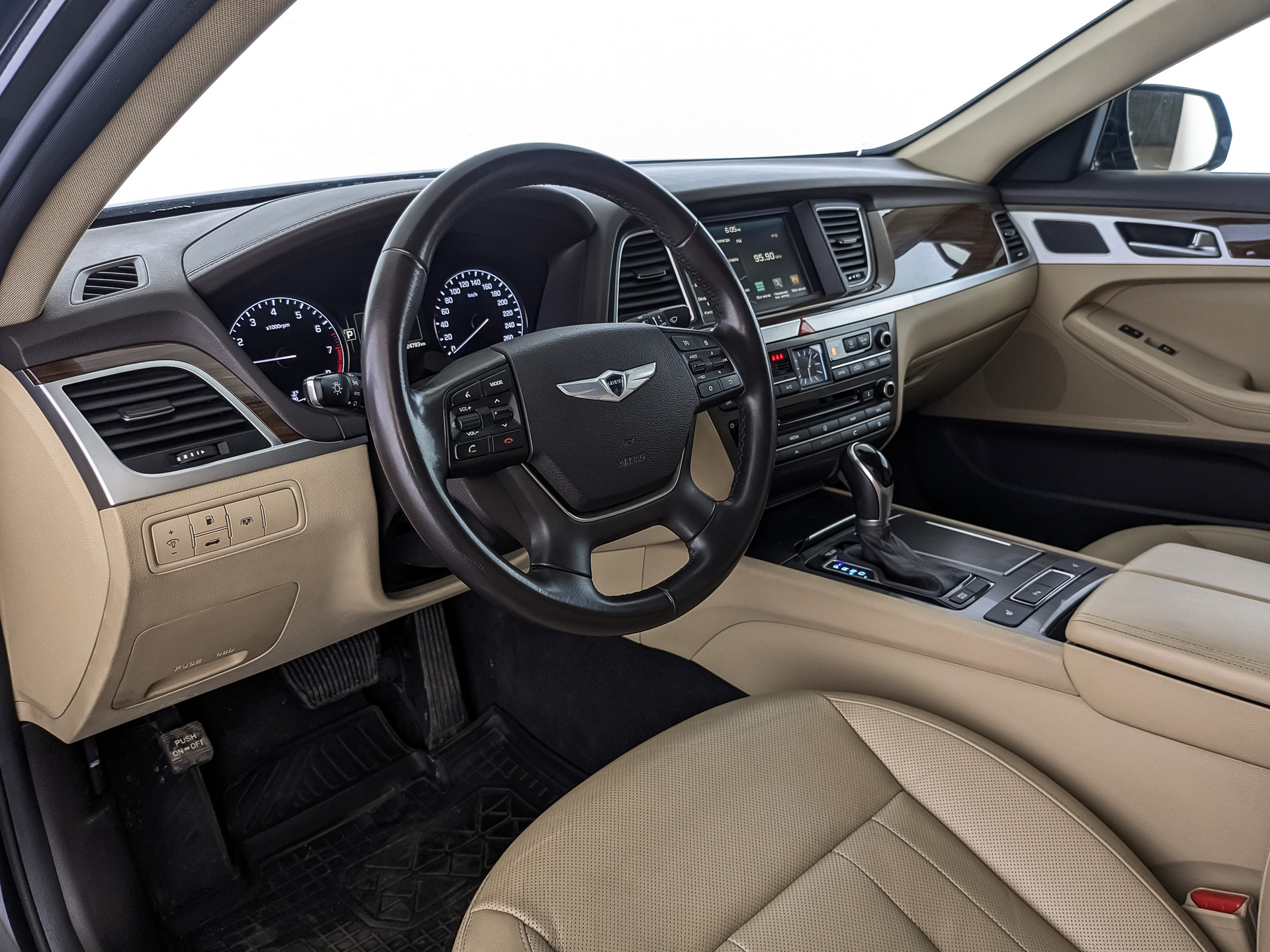 Hyundai Genesis#7743